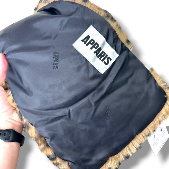 Apparis NWT Jasper Plush Leopard Print Black Brown Faux Fur Thread Through Scarf - Picture 10 of 12